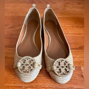 Tory burch shoes Mini Miller flat 6.5- excellent condition- like new